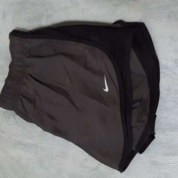Nike gray and black dri-fit running shorts - Picture 3 of 5